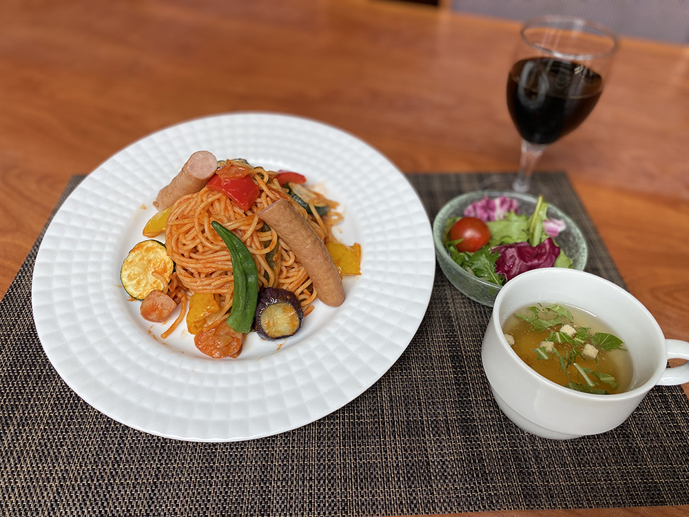 夏野菜のナポリタン